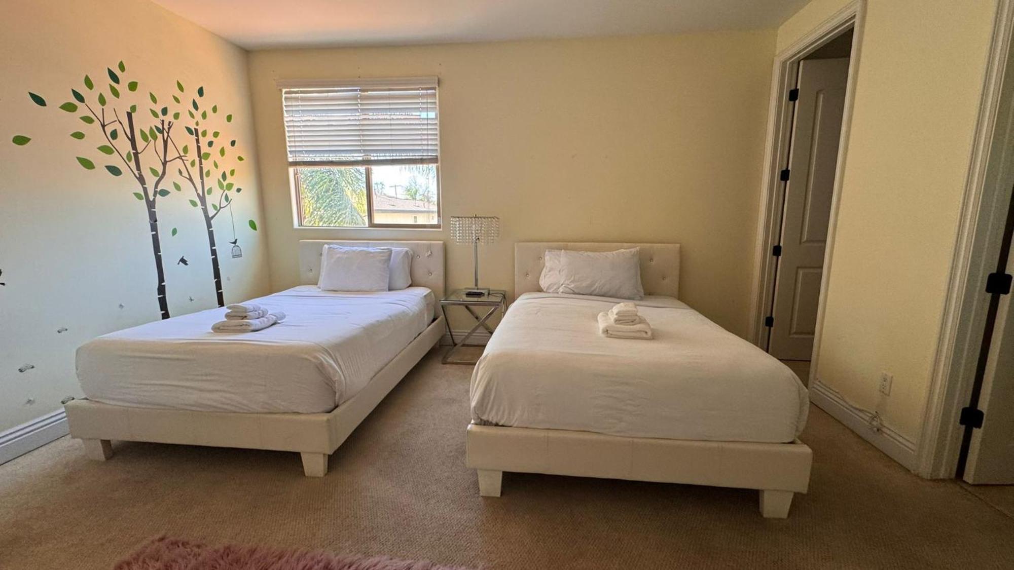 La Dream Gem - Beautiful Home With Spa Los Angeles Dış mekan fotoğraf