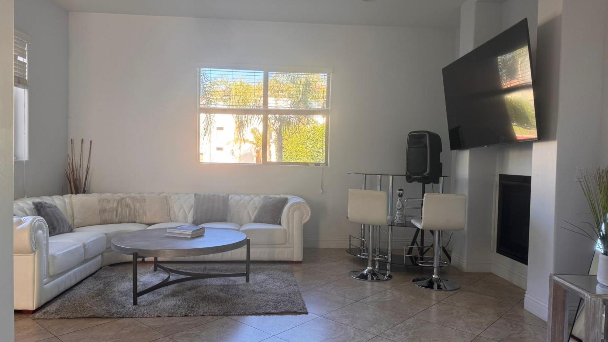 La Dream Gem - Beautiful Home With Spa Los Angeles Dış mekan fotoğraf