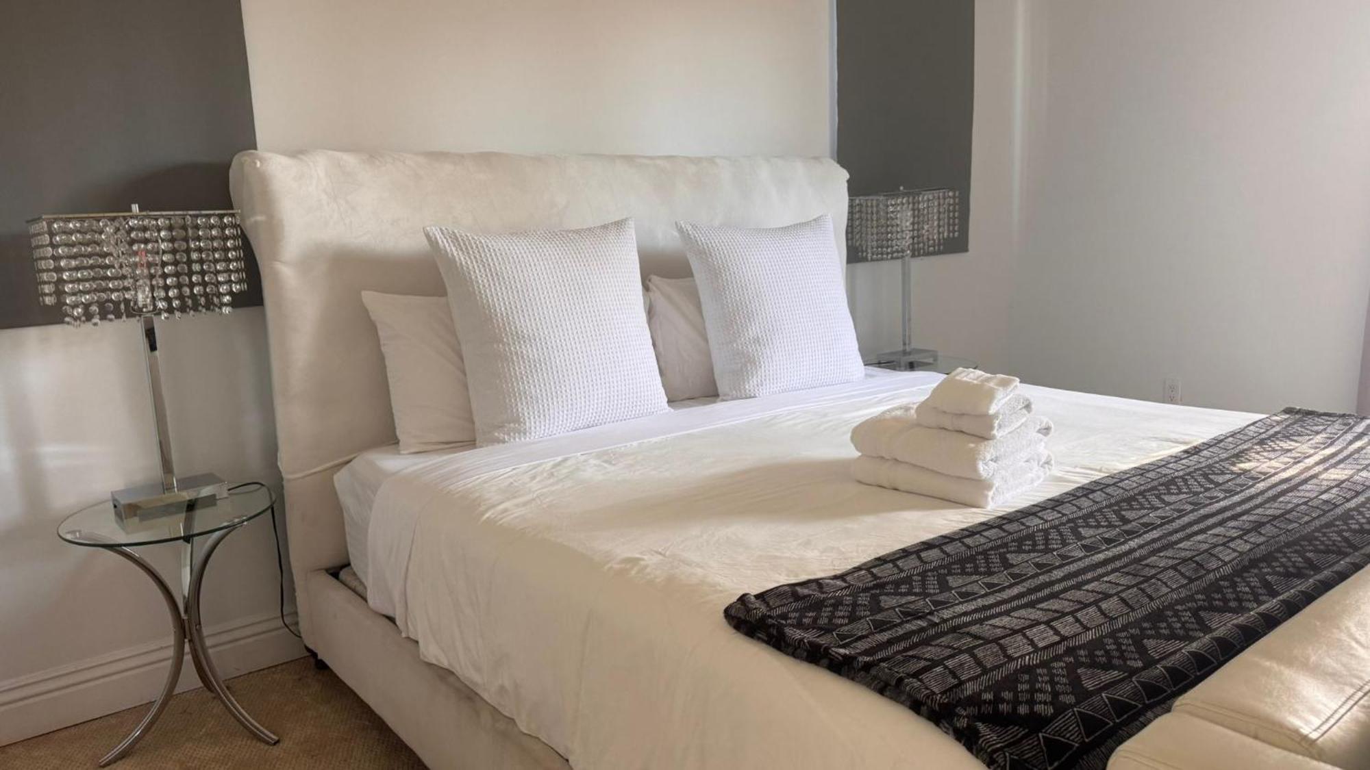 La Dream Gem - Beautiful Home With Spa Los Angeles Dış mekan fotoğraf
