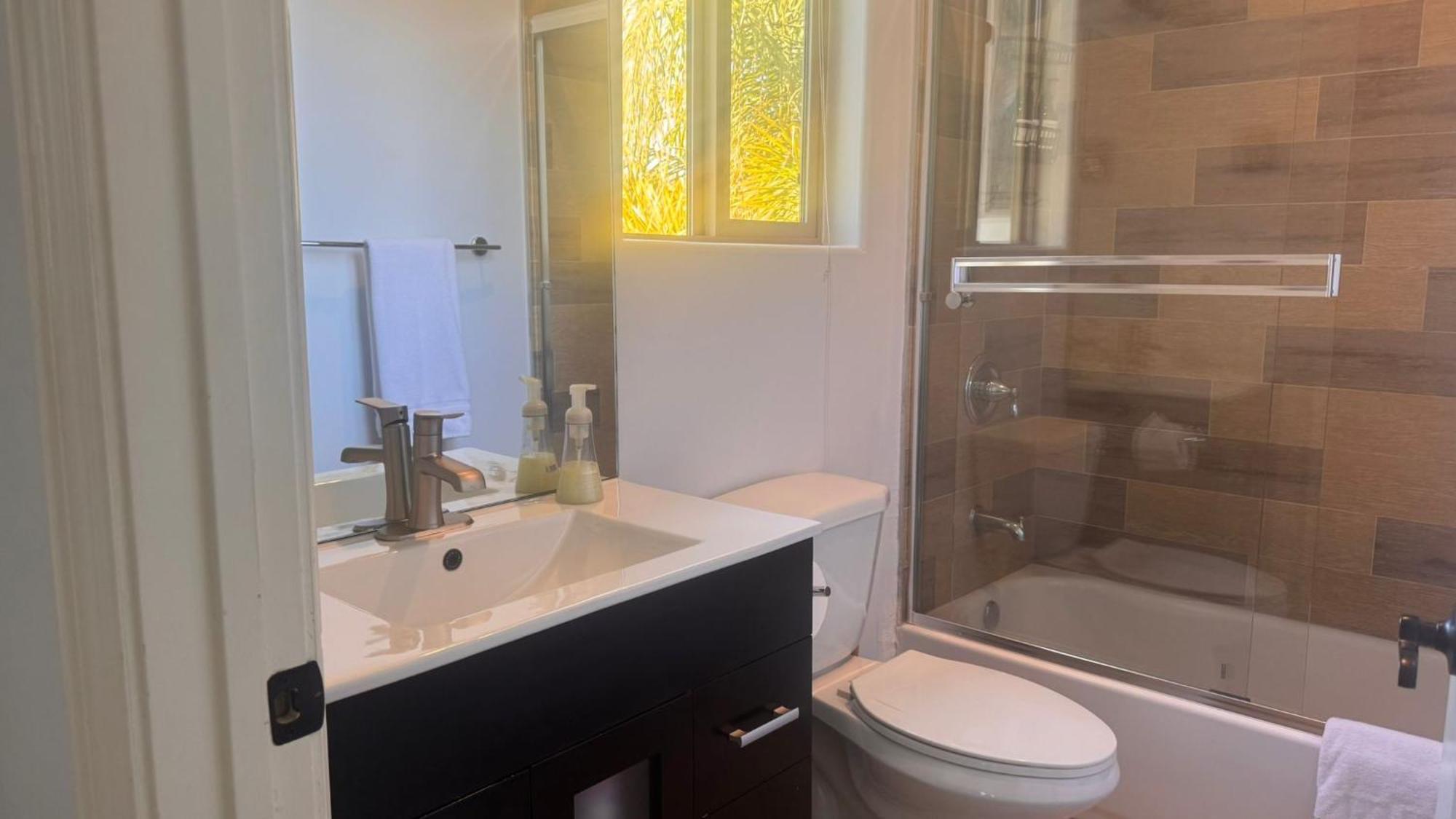 La Dream Gem - Beautiful Home With Spa Los Angeles Dış mekan fotoğraf